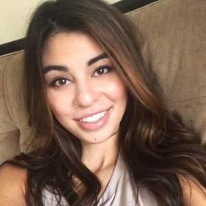 Meet your Posher, Sharissa